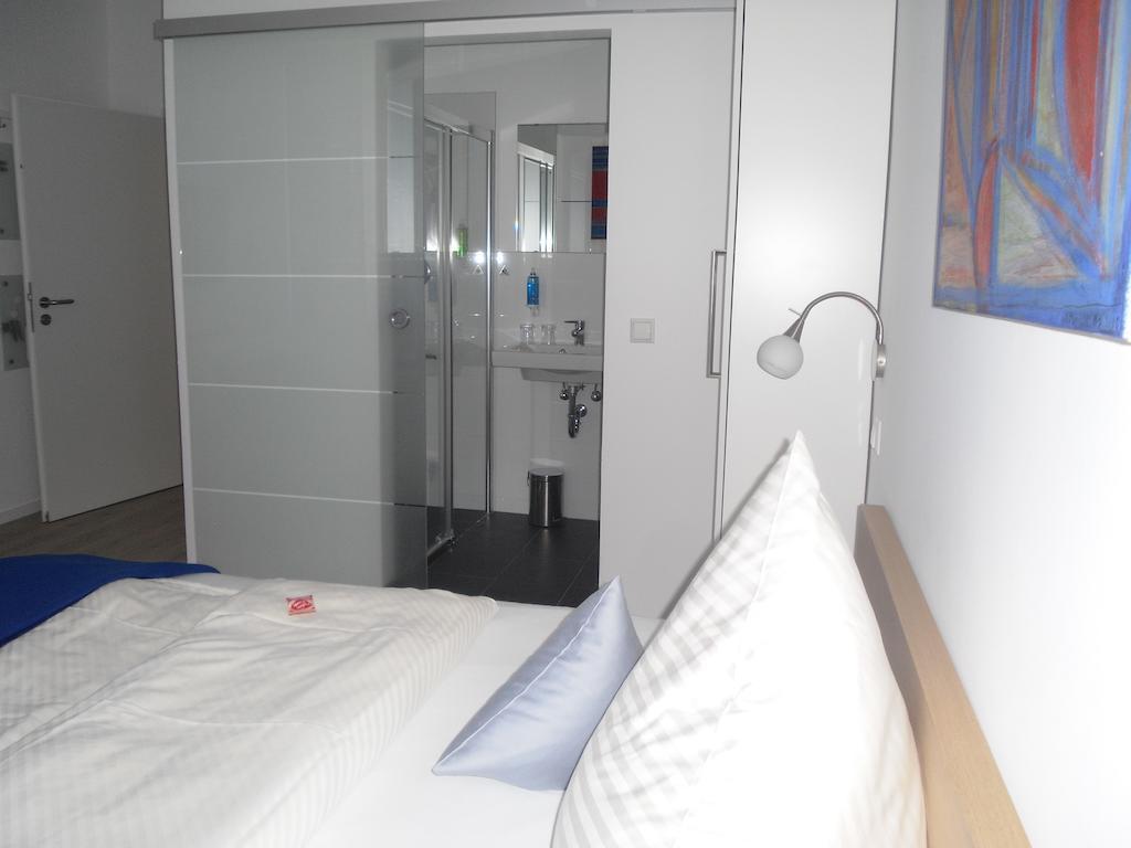 Hotel Barbarossa Karlsruhe Stadtmitte Oda fotoğraf
