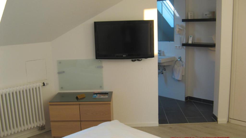 Hotel Barbarossa Karlsruhe Stadtmitte Dış mekan fotoğraf