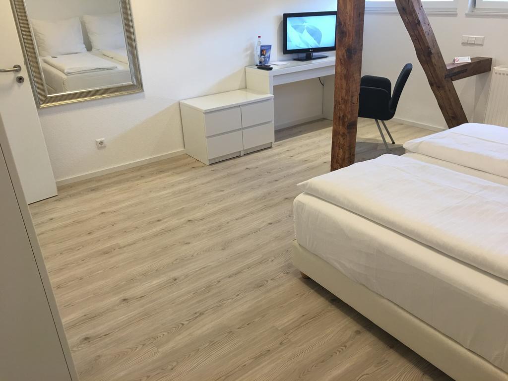 Hotel Barbarossa Karlsruhe Stadtmitte Dış mekan fotoğraf