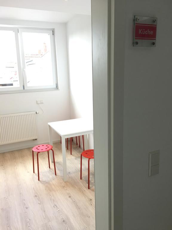 Hotel Barbarossa Karlsruhe Stadtmitte Oda fotoğraf