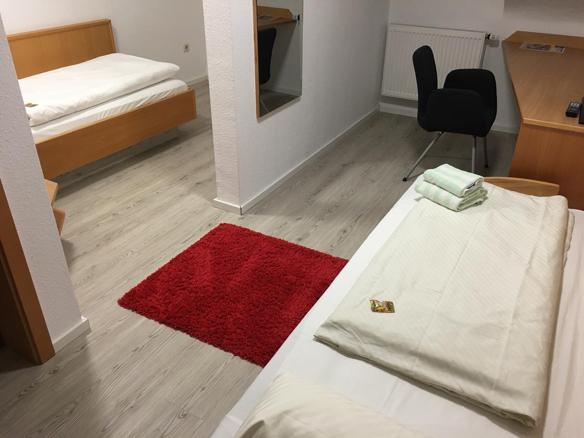 Hotel Barbarossa Karlsruhe Stadtmitte Dış mekan fotoğraf