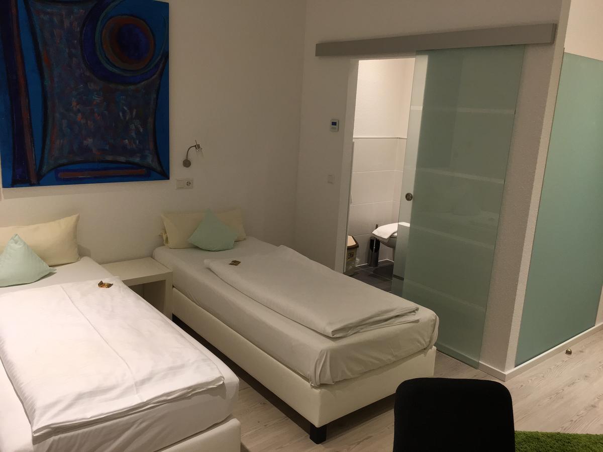 Hotel Barbarossa Karlsruhe Stadtmitte Dış mekan fotoğraf