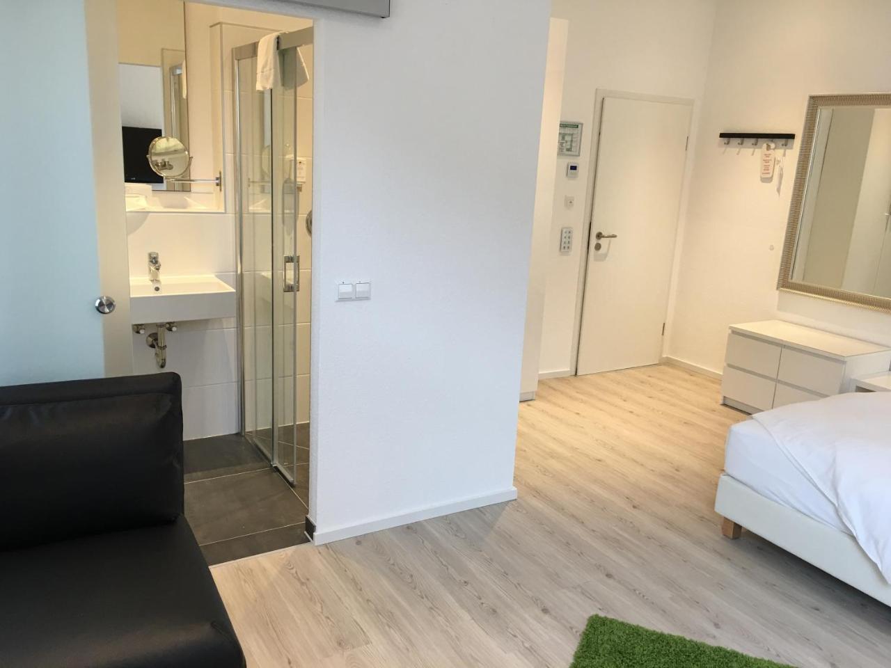Hotel Barbarossa Karlsruhe Stadtmitte Dış mekan fotoğraf