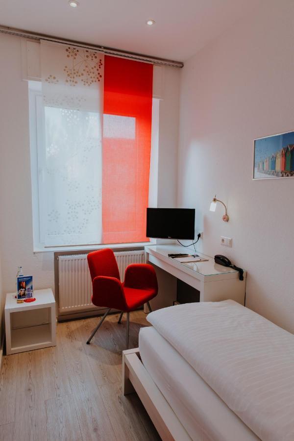 Hotel Barbarossa Karlsruhe Stadtmitte Dış mekan fotoğraf